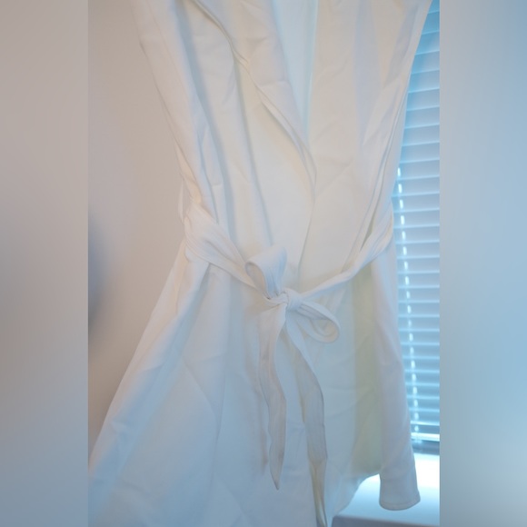 Babaton white vest jacket - Picture 4 of 5